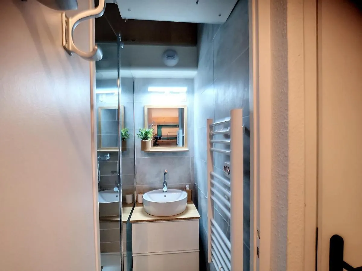 Studio Cabine Renove 4 Pers 24M², Au Pied Des Pistes, Les Menuires - Fr-1-178-183 Saint-Martin-de-Belleville